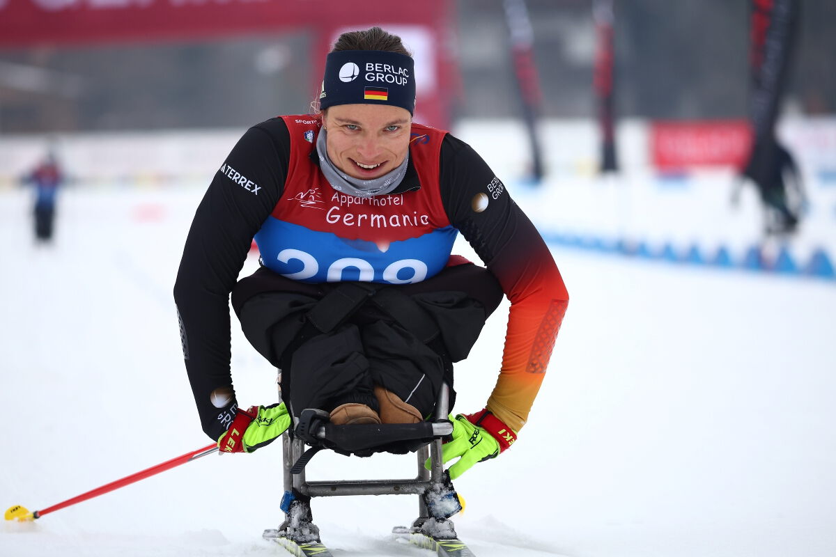 Anja Wicker nach dem Zieleinlauf in Toblach. Foto: Marcus Hartmann / Gate3 Photo Agency