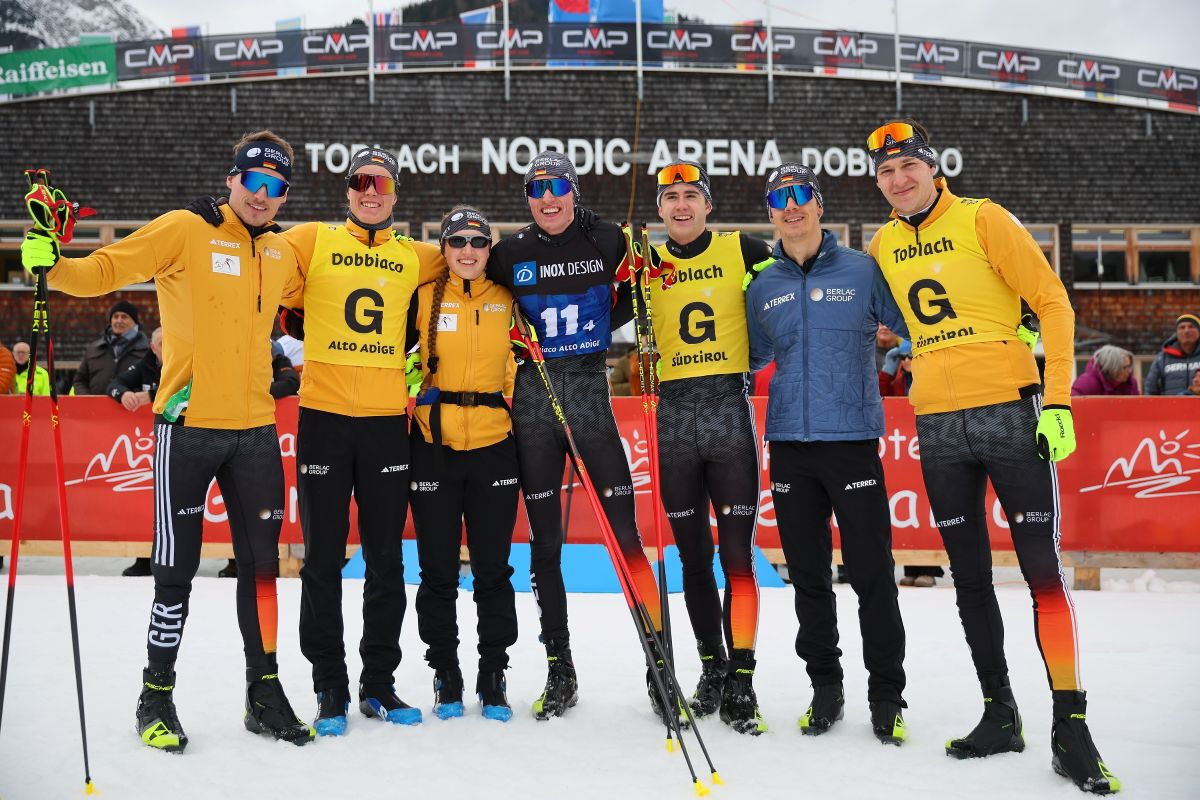 Das Silberteam mit Sebastian Marburger, Christian Winker, Leonie Walter, Lennart Volkert, Nils Kolb, Nico Messinger und Robin Wunderle (von links nach rechts). Foto: Marcus Hartmann / Gate3 Photo Agency